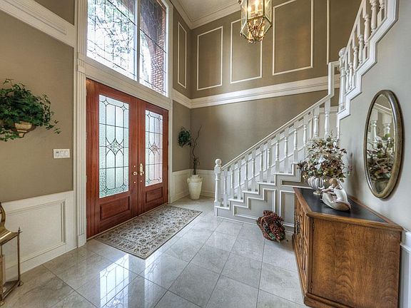 2nd image of 2210 Pleasant Creek Dr