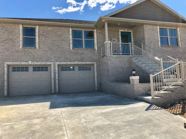 4011 Westminister Dr, Jefferson City, MO 65109