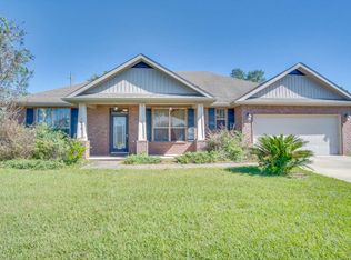 7498 Deck Ln, Pensacola, FL 32526