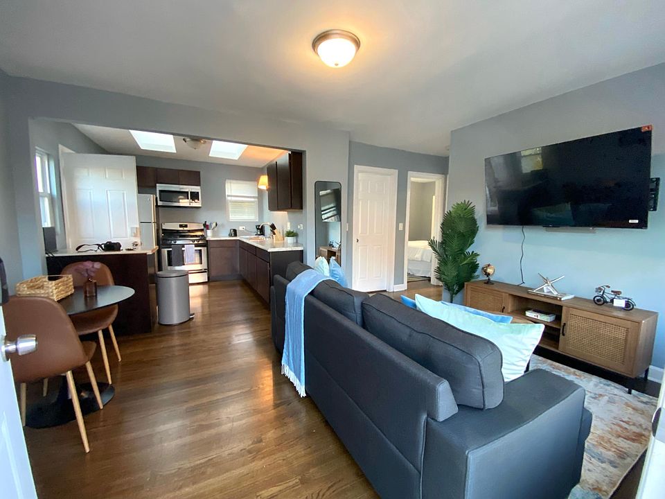 1st image of 208 Brown Ave APT 2