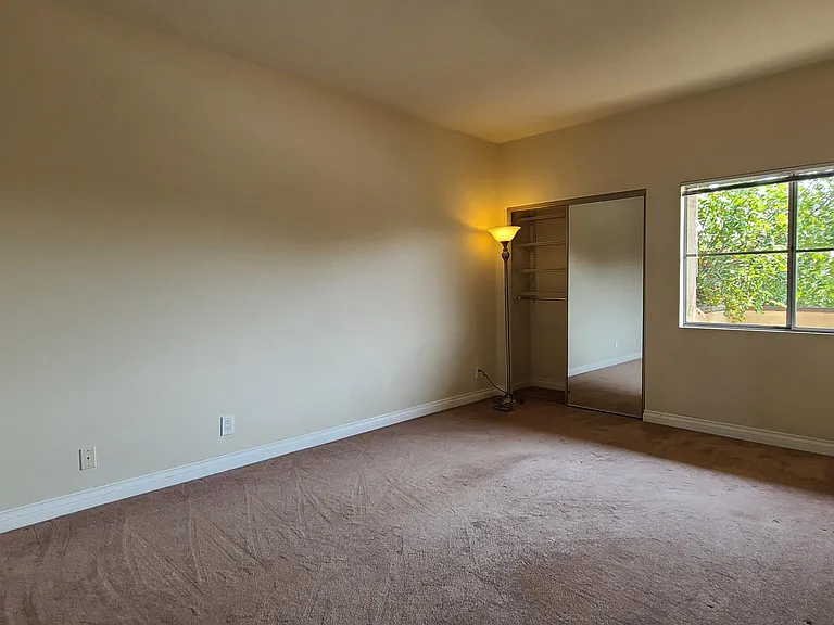 87 S Allen Ave #206 — Photo 11