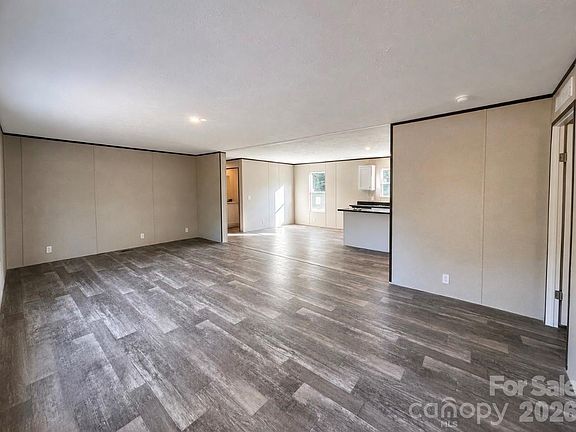 3rd image of 5932 Shirley Rd