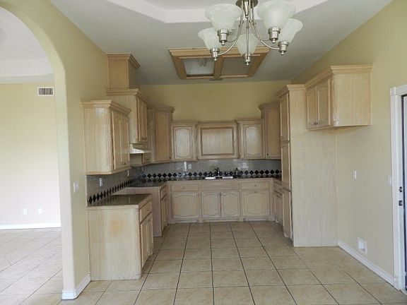 5th image of 3025 Ursula Ave
