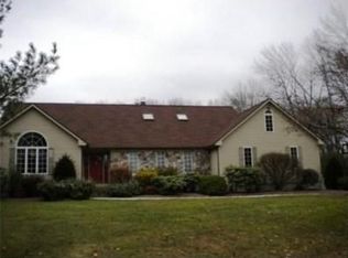 49 Timber Ridge Rd, West Springfield, MA 01089