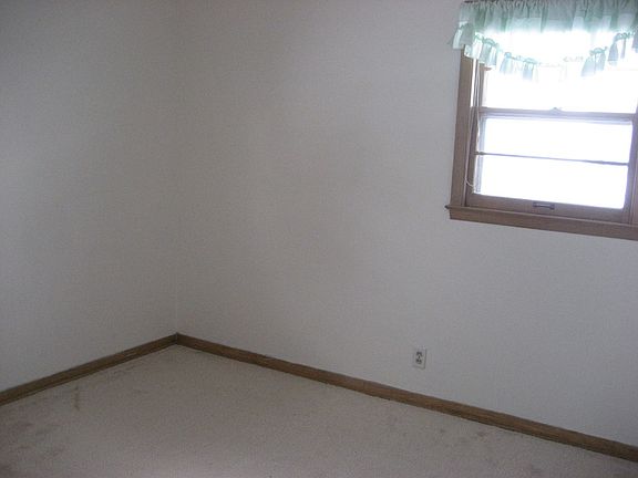 5th image of 5730 Northport Dr