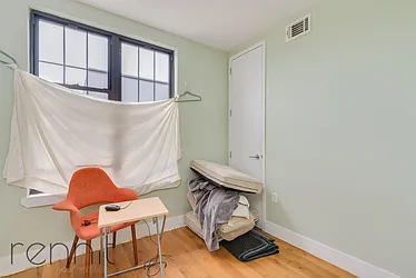 Rented by Rennit Inc.