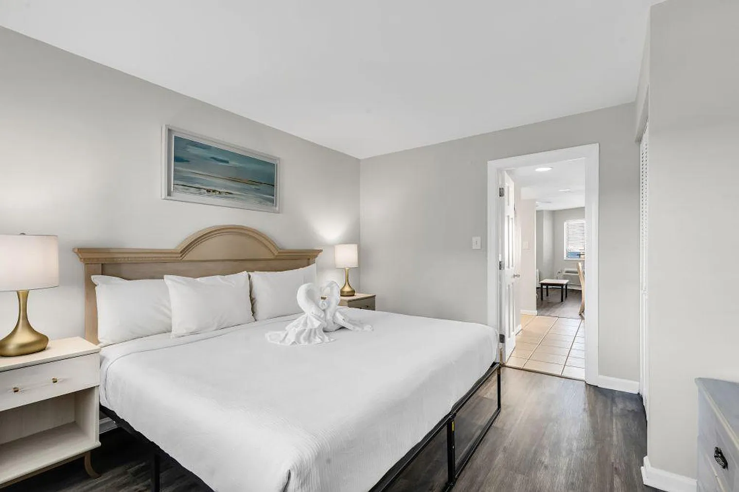 1 bed, 1.0 bath, 495 sqft, $2,554 — Photo 4