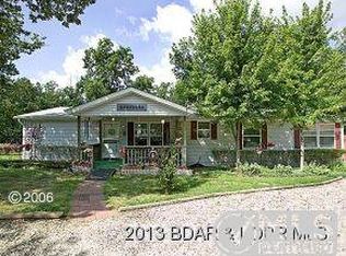 3235 Purvis Rd, Sunrise Beach, MO 65079