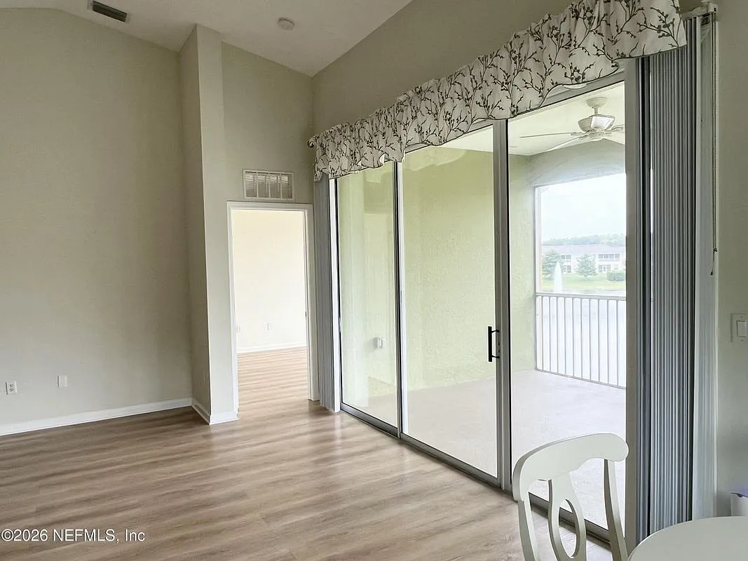 2 bed, 2.0 bath, 1797 sqft, $1,850 — Photo 4