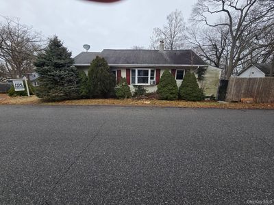 4 Forest Street, Ronkonkoma, NY, 11779
