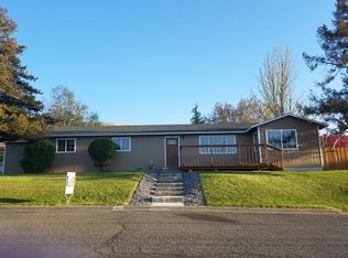 911 Roza Vista Dr, Prosser, WA 99350