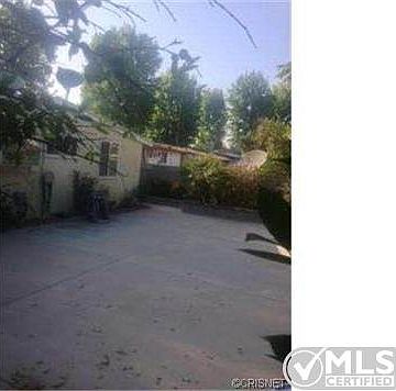 5th image of 8249 Redbush Ln