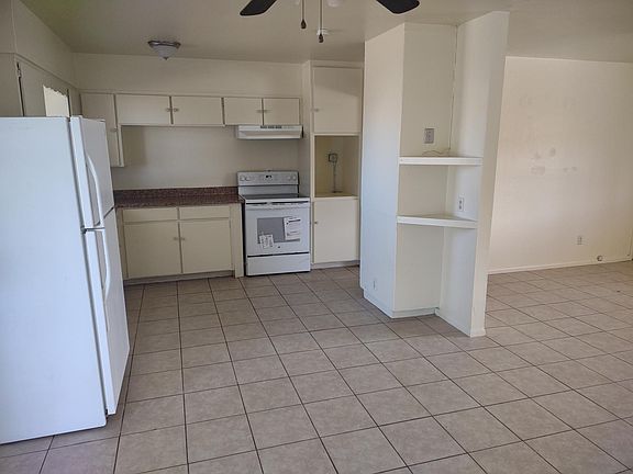 2nd image of 5213 S Avenue 39 E