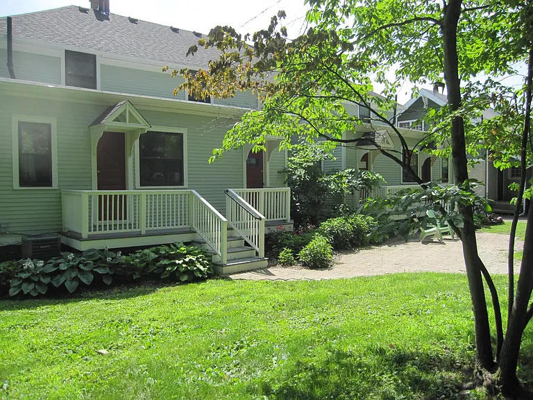 429 Spring St — Photo 9