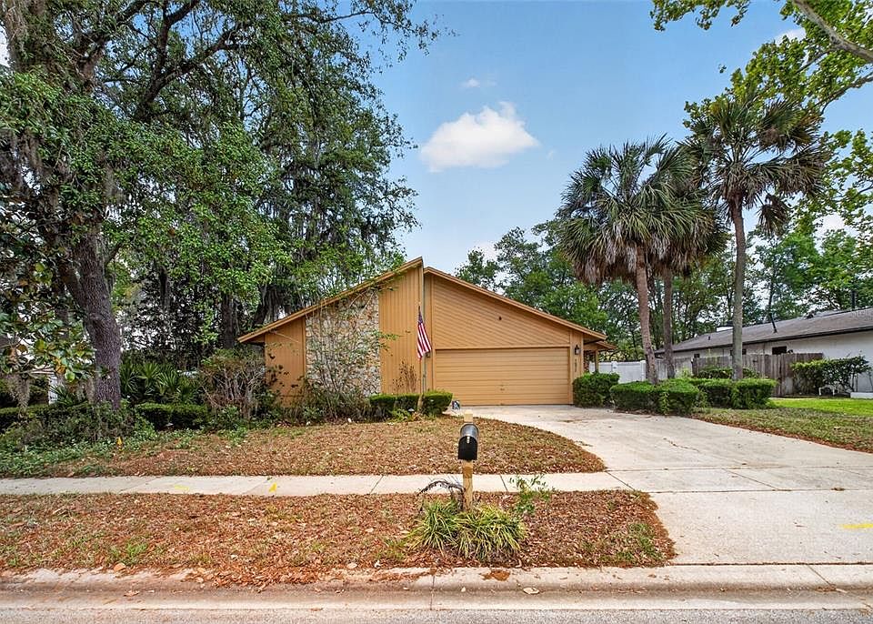 1st image of 1073 NODDING PINES WAY