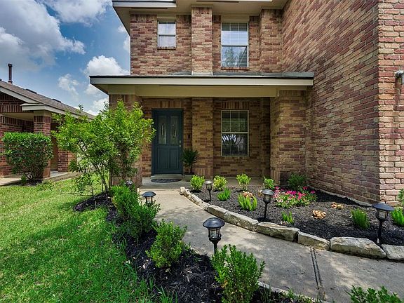 2nd image of 21834 Trailwood Manor Ln