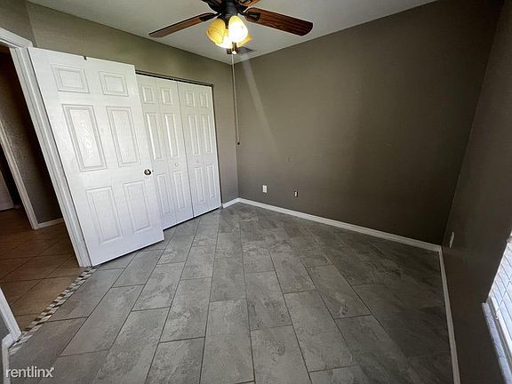 4th image of 2127 SW Newport Isles Blvd #P