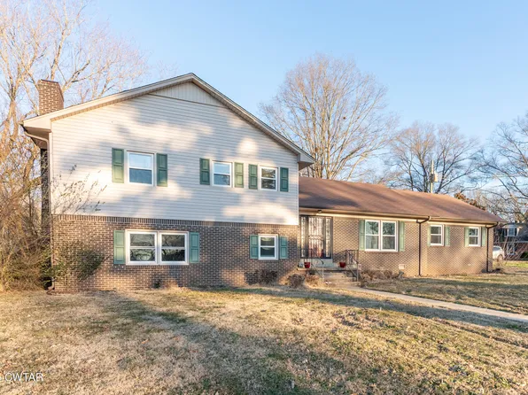 12 Beverly Hills Dr, Jackson, TN 38305