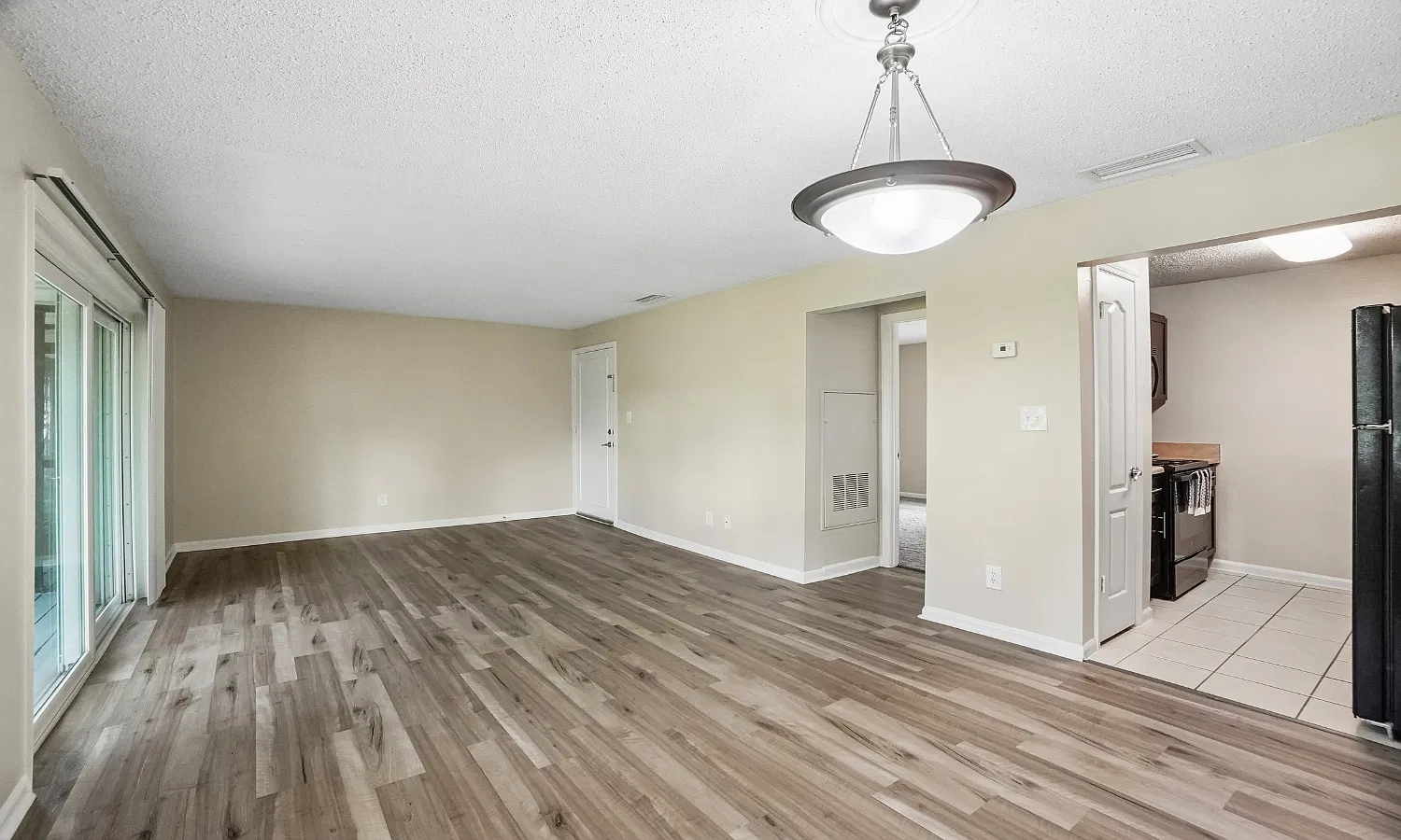 Park at Lake Magdalene Apartments and Townhomes — Photo 3