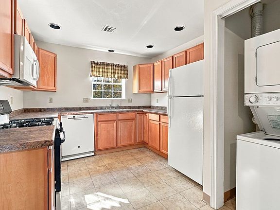3rd image of 13 Tampa Drive #A