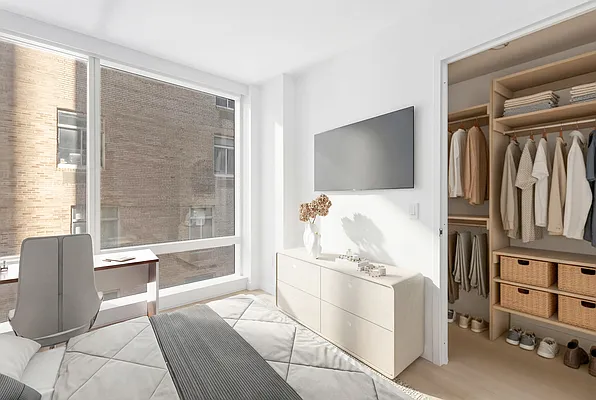 Bedroom, photo 1