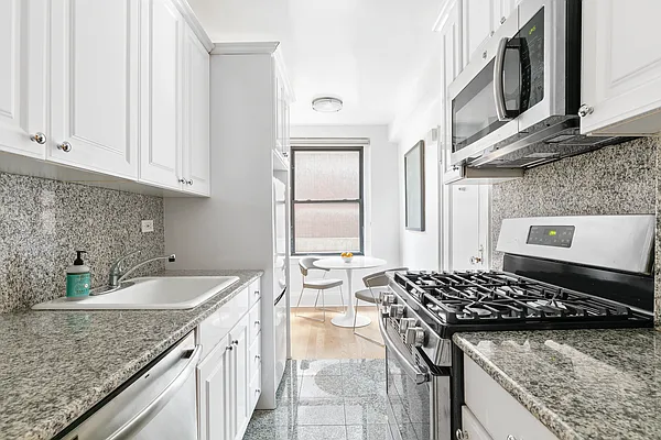 Sold by Compass | media 10