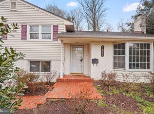 7423 Exmore St, Springfield, VA 22150