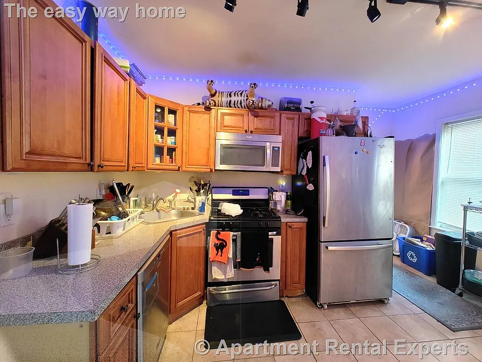 9 Medford St #2R