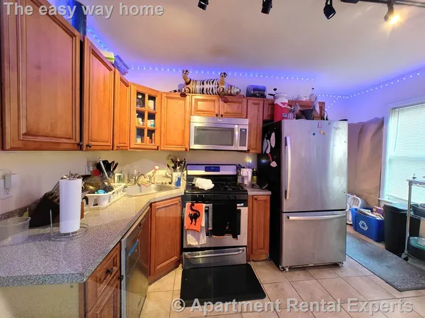 9 Medford St, Medford, MA