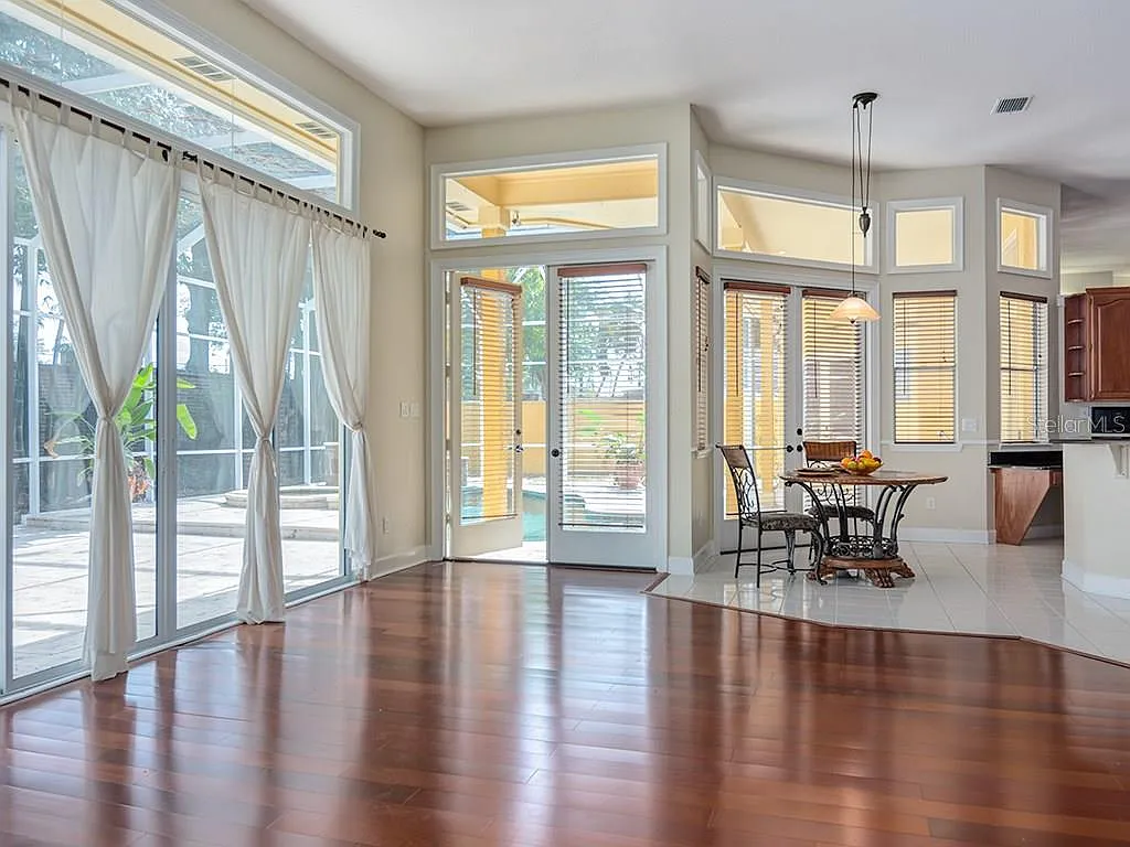 7407 Park Springs Circle - 1 — Photo 4