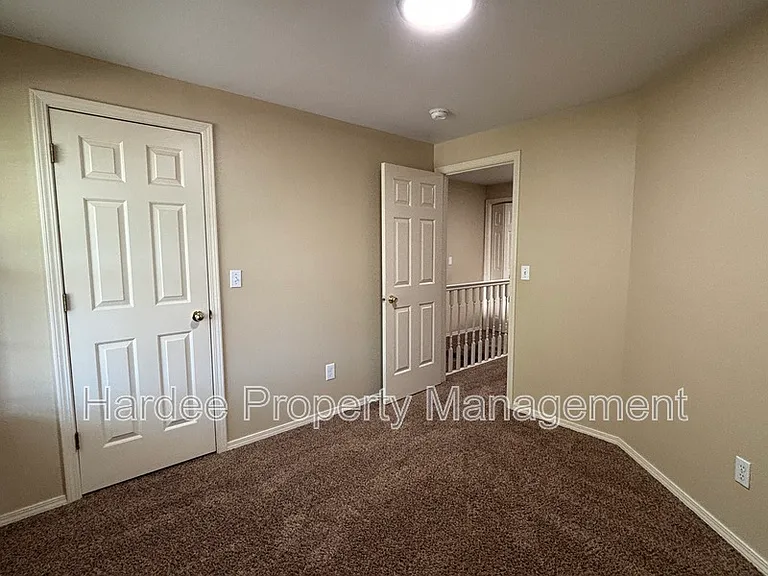 1602 W Highland St — Photo 11