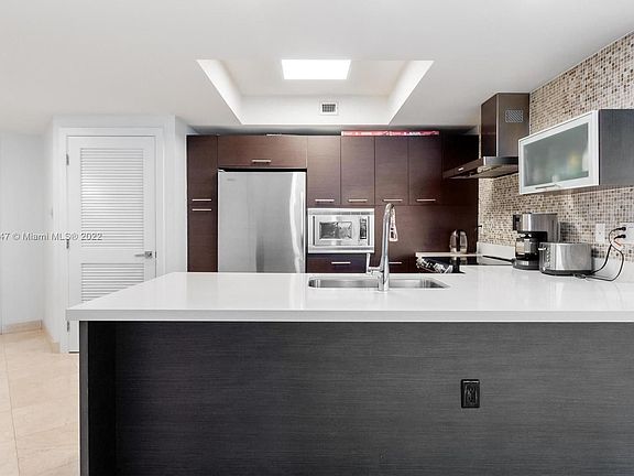 3rd image of 150 Sunny Isles Blvd #11703
