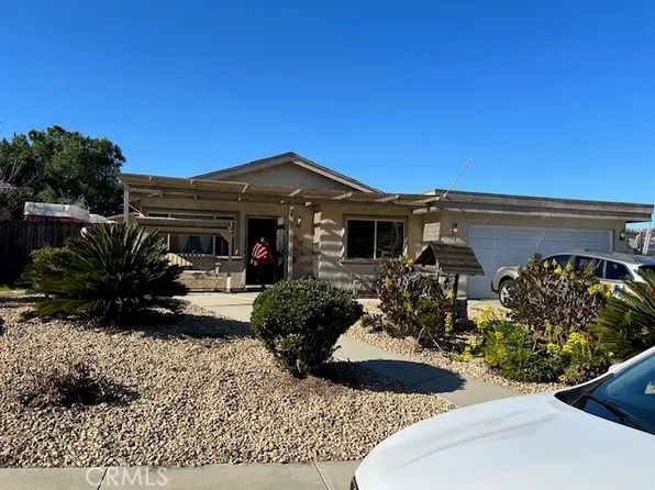 592 Tam O Shanter Dr, San Marcos, CA 92069