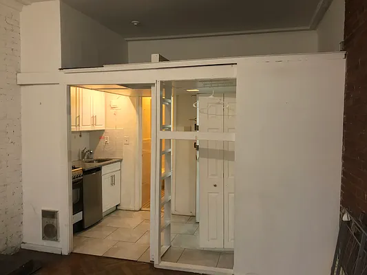 Rented by Triumph Property Group | media 10