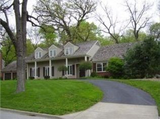9839 Sagamore Rd, Leawood, KS 66206