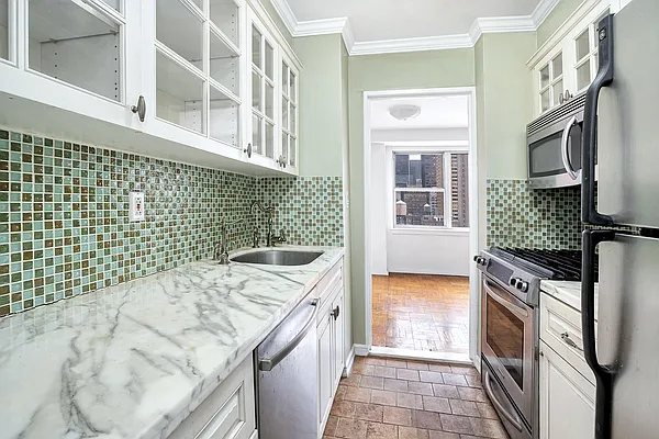 Rented by (Legacy) Elegran | media 2