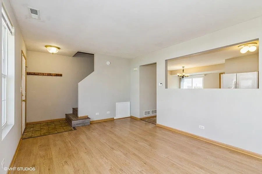 3 bed, 1160 sqft, $2,195 — Photo 4
