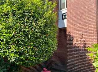 105 NE 61st Ave APT 12, Portland, OR