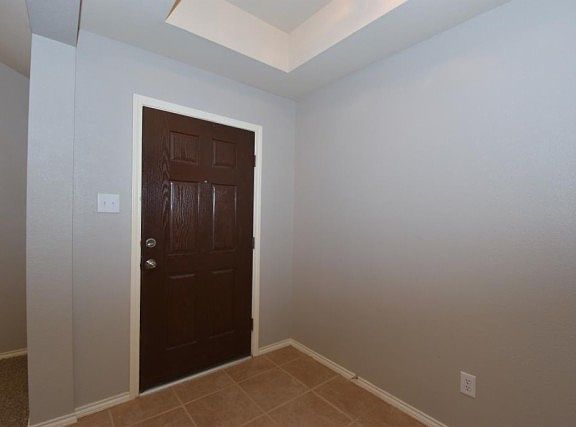 3rd image of 2906 Autumnbrook Ln