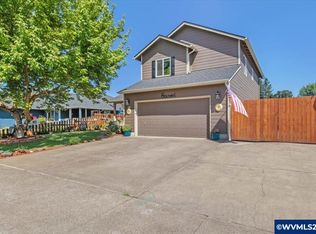 80 Oakway Pl, Lebanon, OR 97355