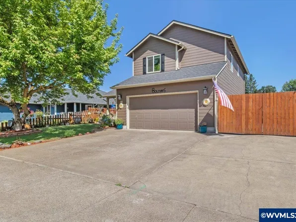 80 Oakway Pl, Lebanon, OR 97355