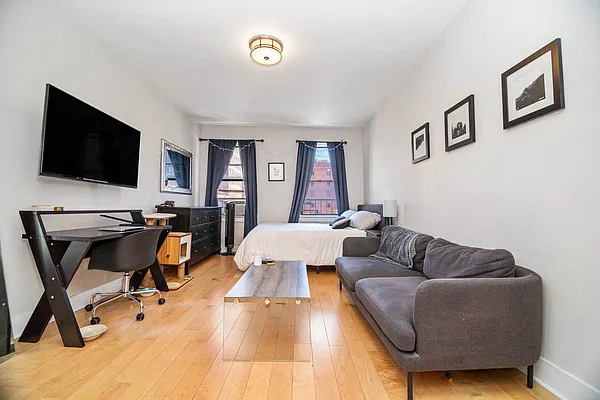 Rented by REAL New York | media 1