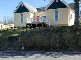 505 Depot St NE, Christiansburg, VA 24073