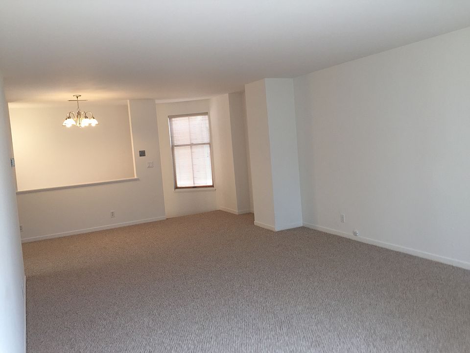 1st image of 1472 Church St #B