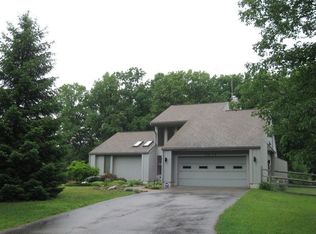 4576 School Rd, Temperance, MI 48182