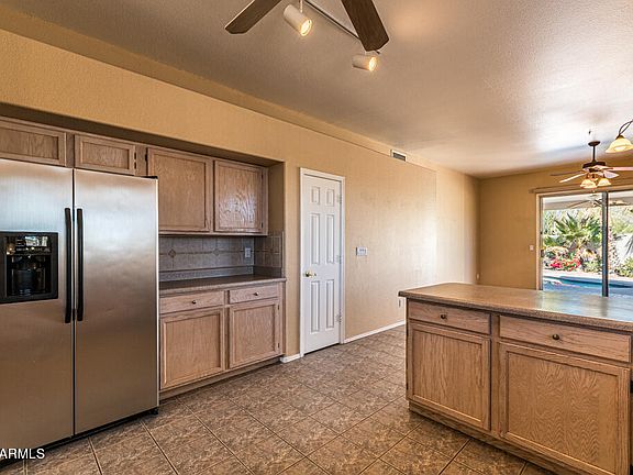 2nd image of 11160 E POINSETTIA Drive