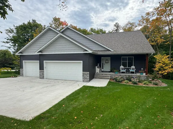 14407 County Highway 5, Lake Park, MN 56554