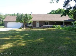 8354 Chapel Rd, Niles, MI 49120