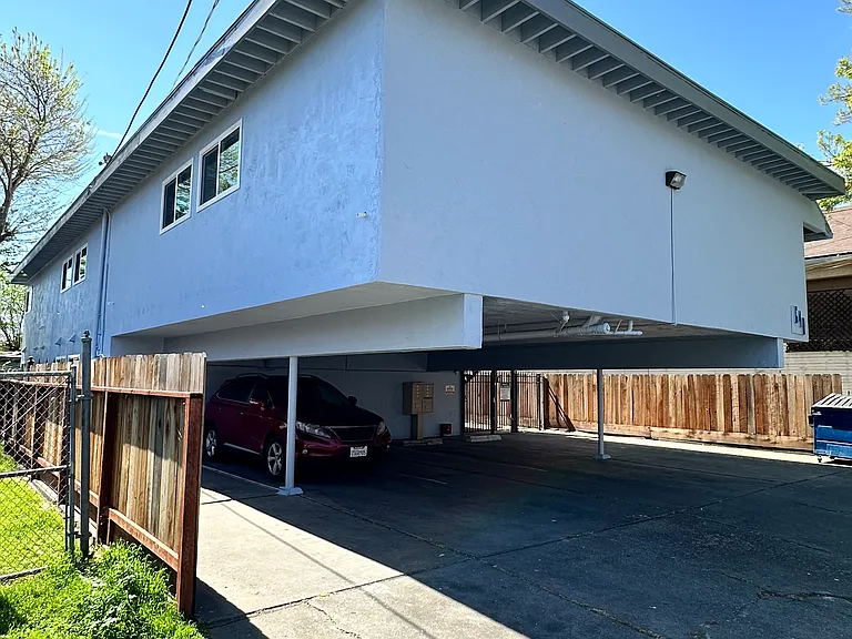 640 W Park St #E — Photo 10