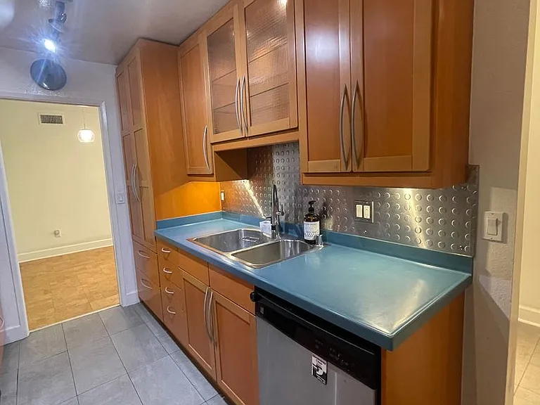 1940 N Highland Ave #81 — Photo 10